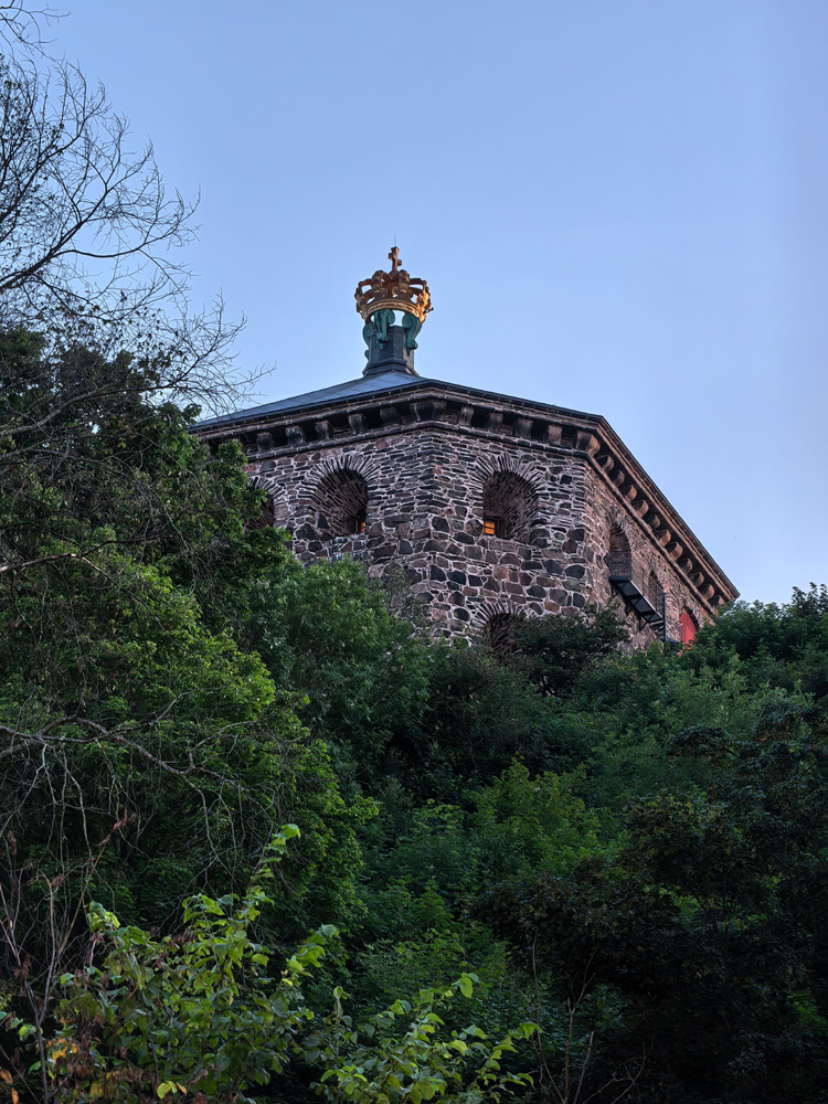 Huawei Pura 80 Ultra camera samples tower