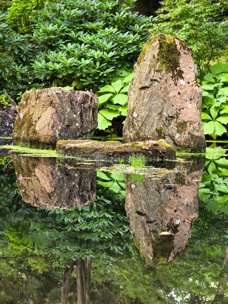 Huawei Pura 80 Ultra camera samples water reflection
