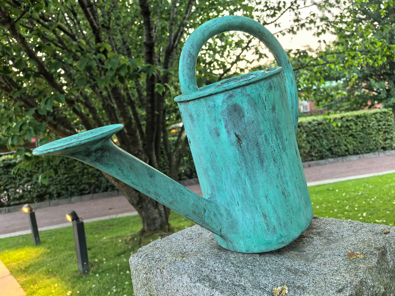 Huawei Pura 80 Ultra camera samples watering can