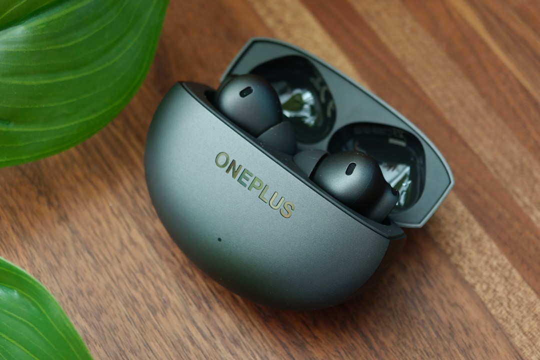 OnePlus Buds 4 review design