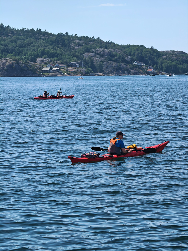 Oppo Find X8 ultra camera samples canoes