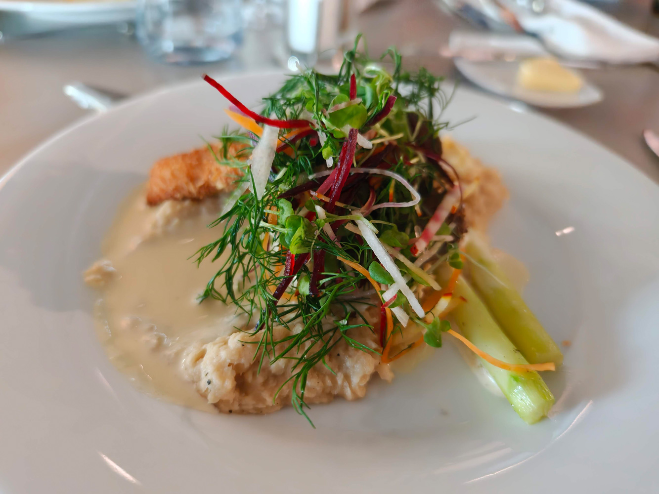 Oppo Find X8 ultra macro dinner
