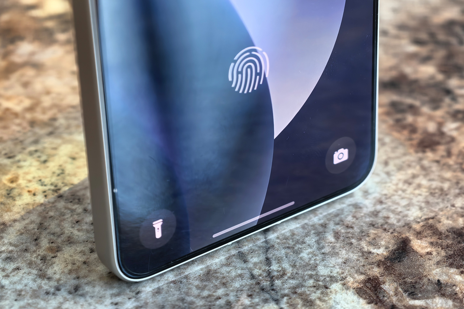 Oppo Find X8 Ultra review fingerprint sensor