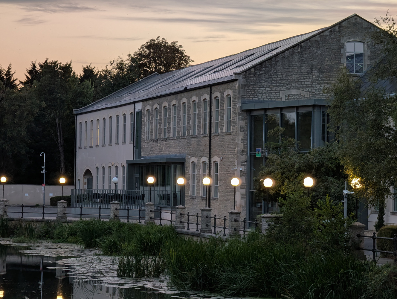 Pixel 10 Pro XL camera samples low light river 5x