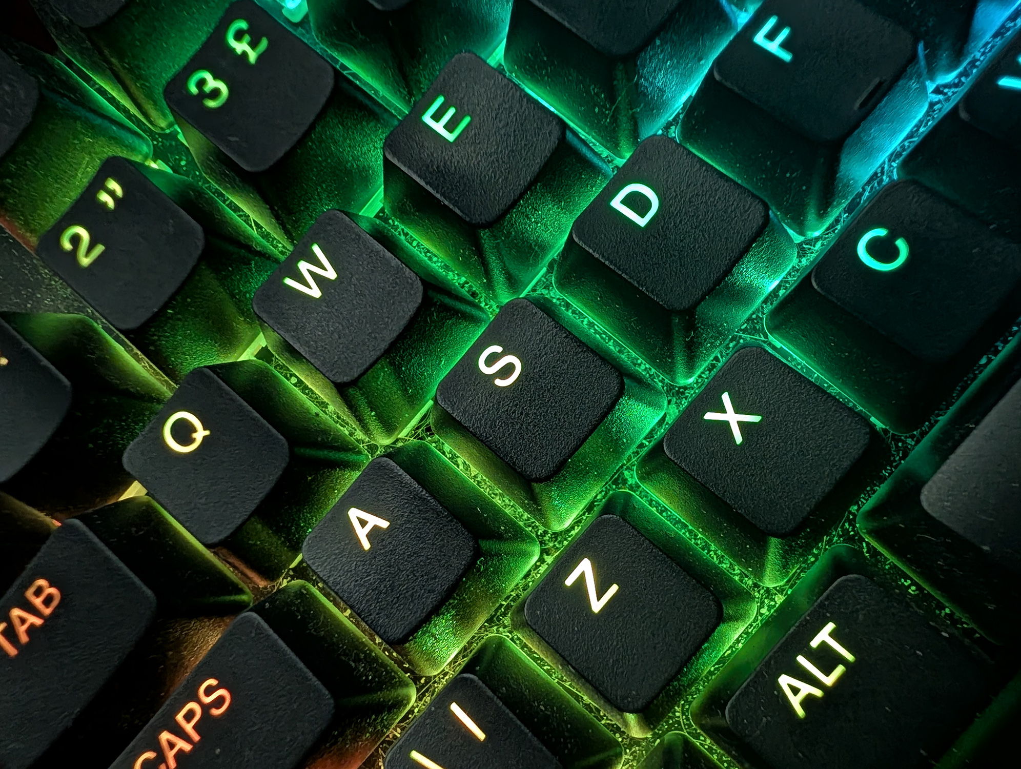 Pixel 10 Pro XL camera samples macro keyboard
