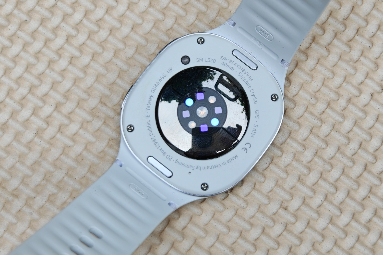 Samsung Galaxy Watch 8 review health sensor