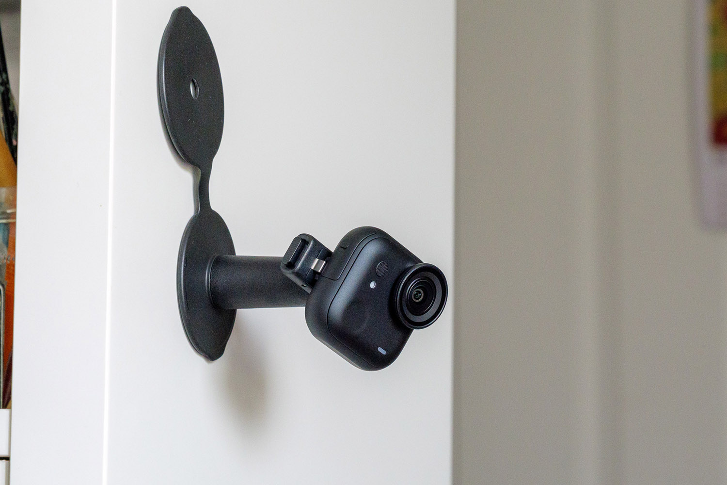 Insta360 Go Ultra on sticky mount