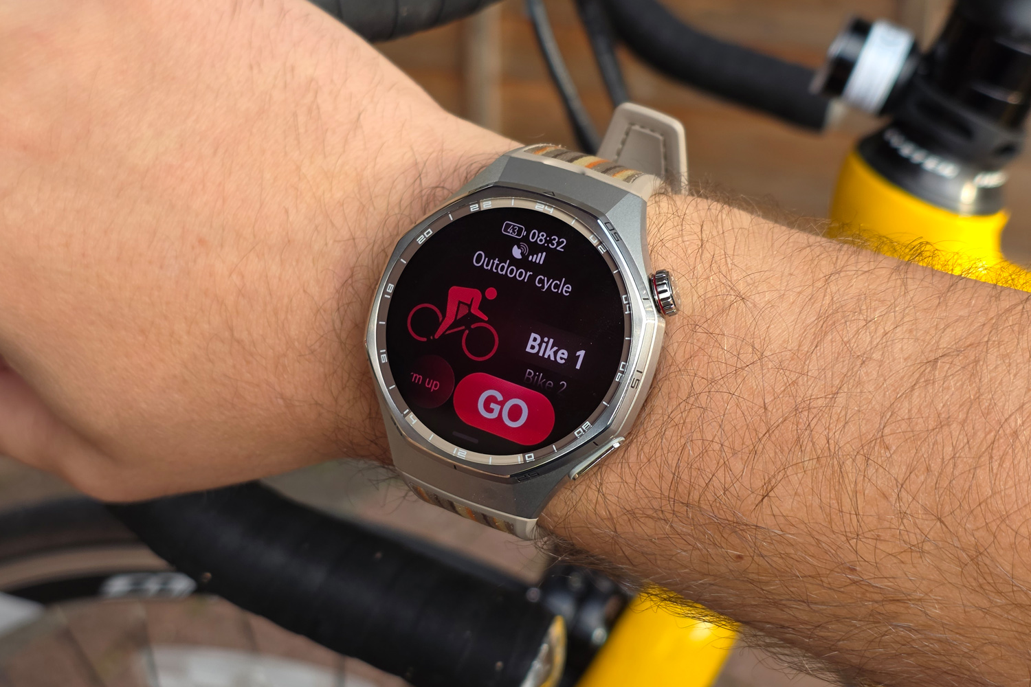 Huawei Watch GT 6 Pro reviw bike exercise