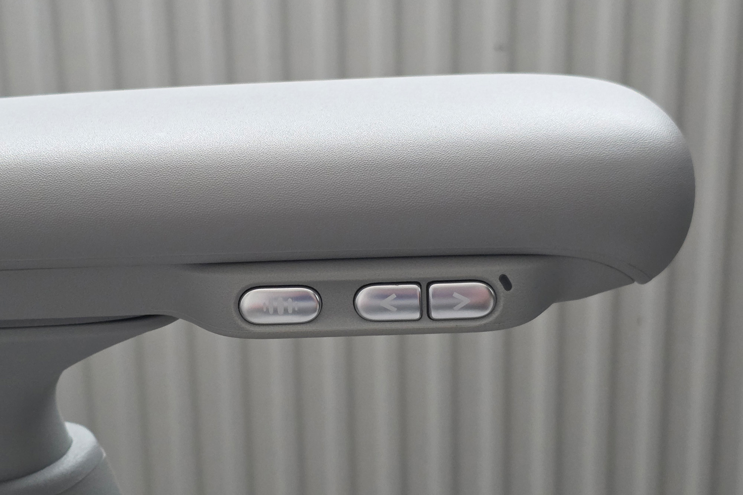 LiberNovo Omni chair review massage controls
