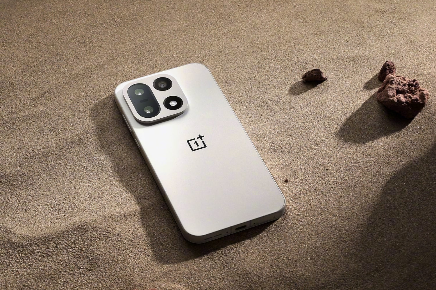 The most exciting OnePlus 15 feature might be its ‘tougher than titanium’ body