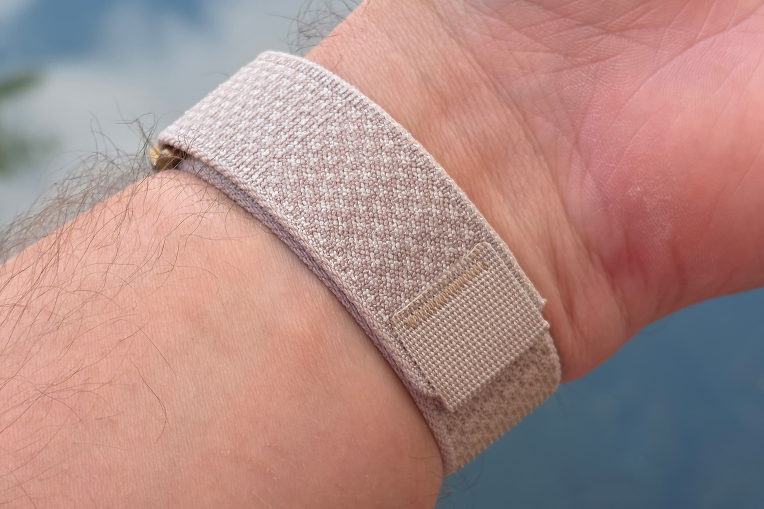 Polar Loop review on wrist rear