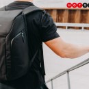 This smart backpack makes sure luggage handlers can’t lose it