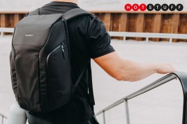 This smart backpack makes sure luggage handlers can’t lose it