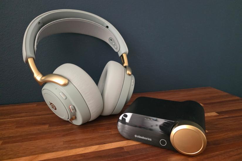 The Steelseries Arctis Nova Elite is the Goldilocks gaming headset I’ve been waiting for