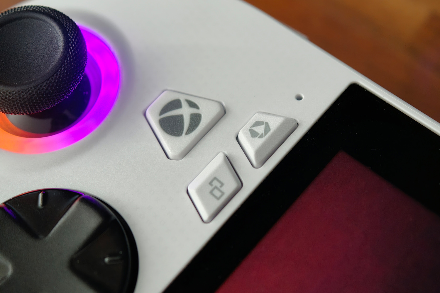 Asus Xbox ROG Ally review Xbox button