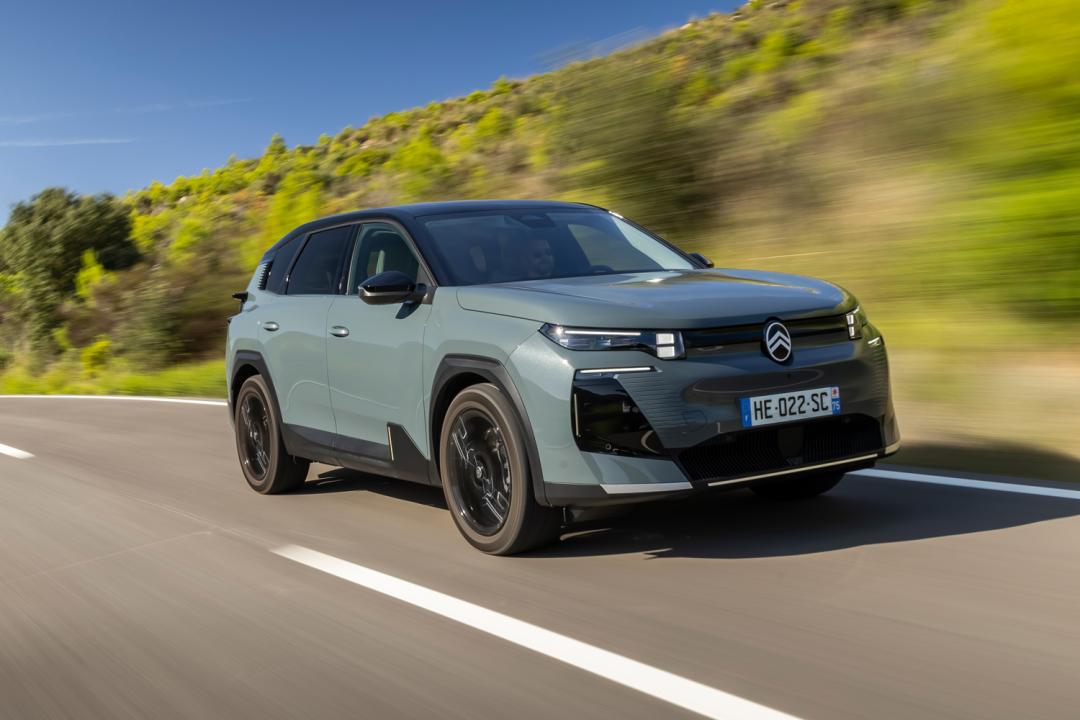 Citroen e-C5 Aircross drive lead