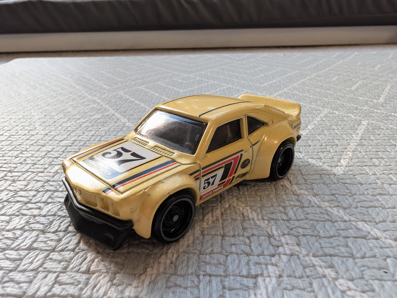 Google Pixel 10 Pro Fold camera samples macro car