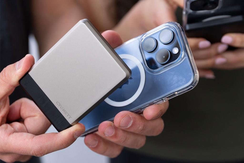Cygnett’s MagSlim power banks 