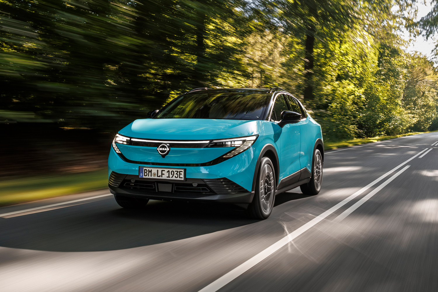 I think the new Nissan Leaf kicks range anxiety into touch and it’s pretty cool to look at too