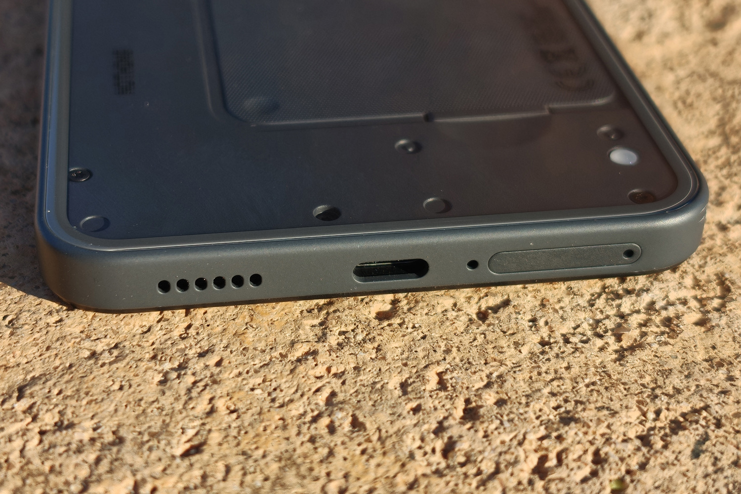 Nothing Phone 3a Lite review speaker