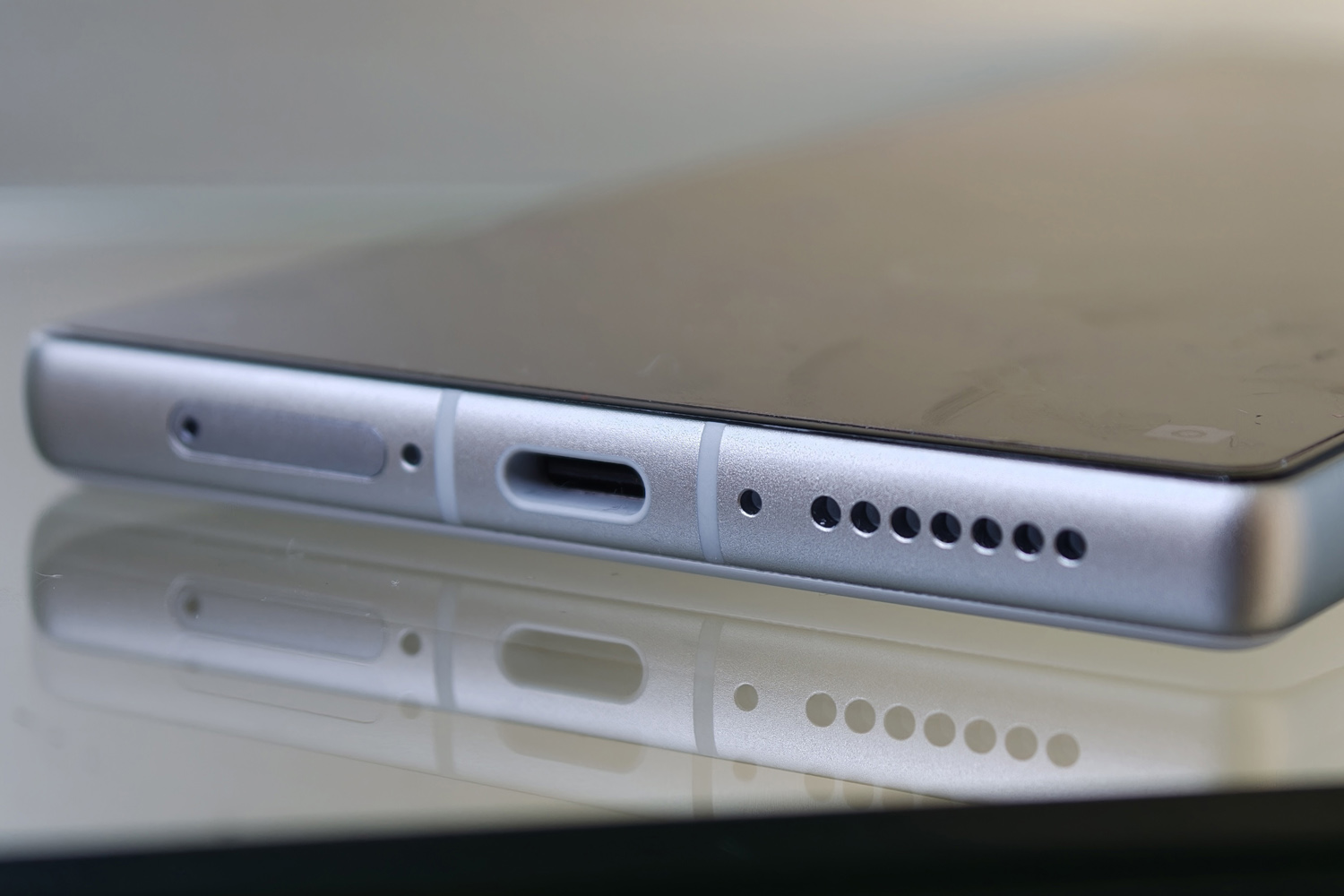 Nubia Z80 Ultra review speaker