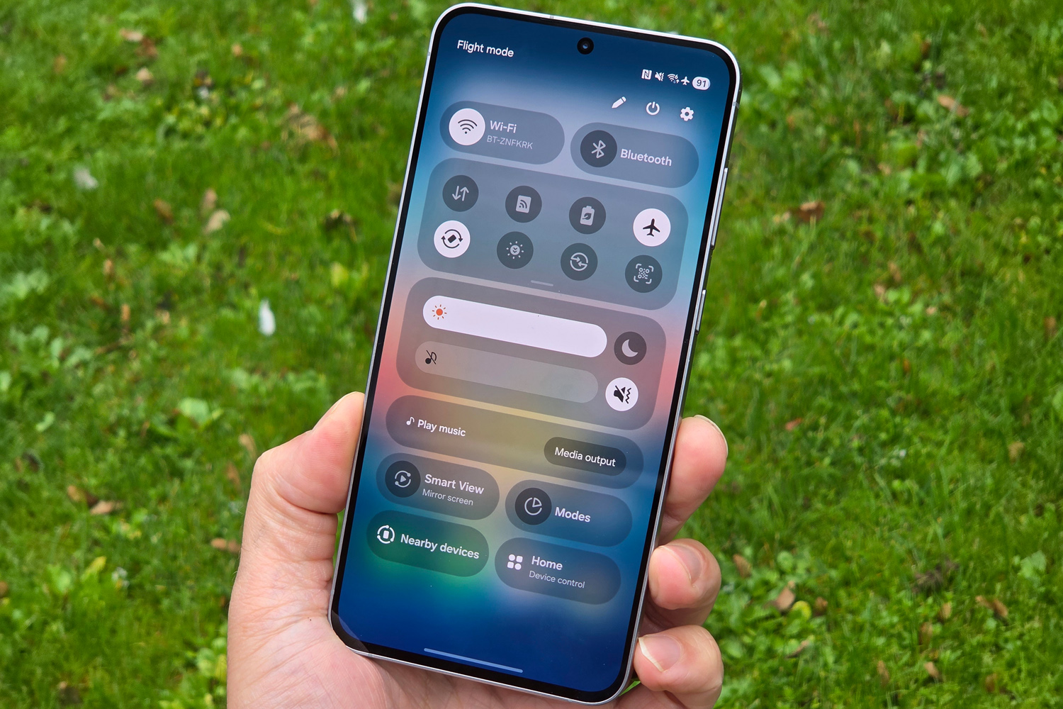 Samsung Galaxy S25 FE review quick settings