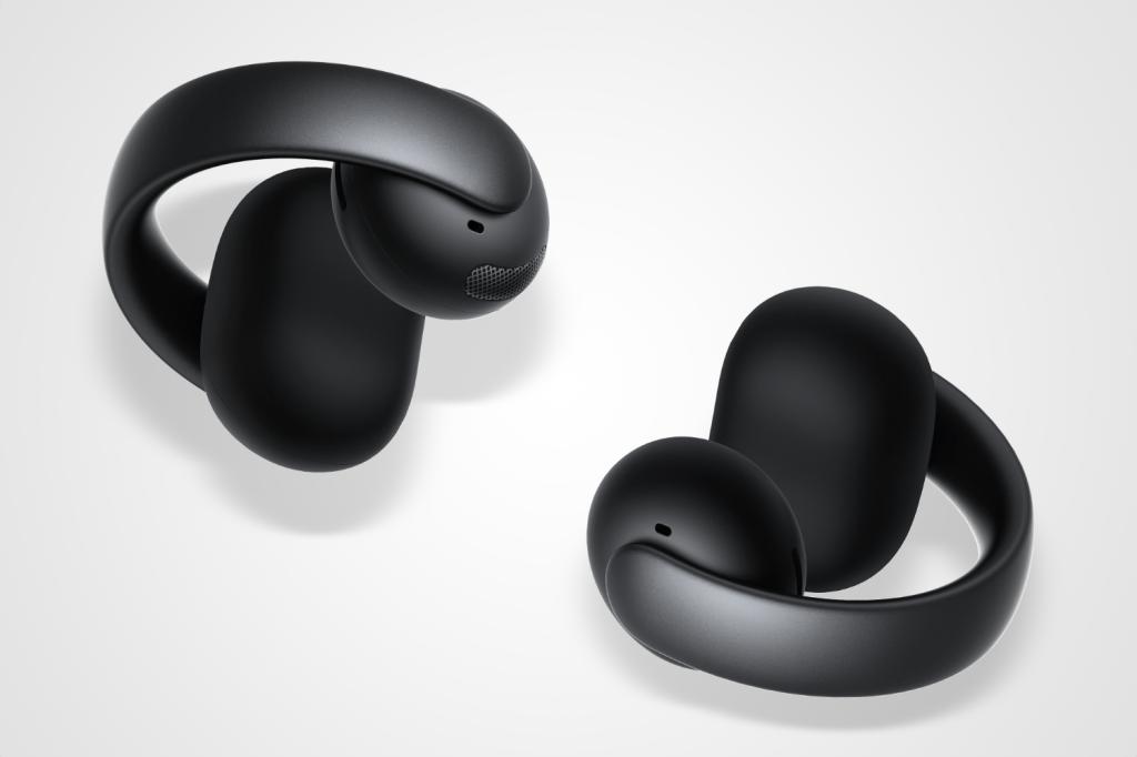 Soundcore Aeroclip, as featured in Stuff's round-up of the best budget running earphones