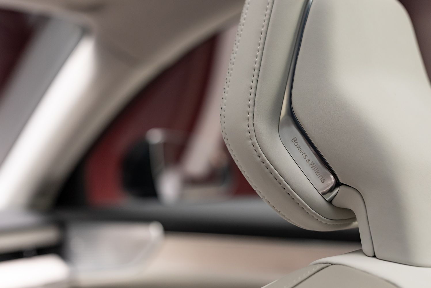 Volvo ES90 drive 2025 speakers seat