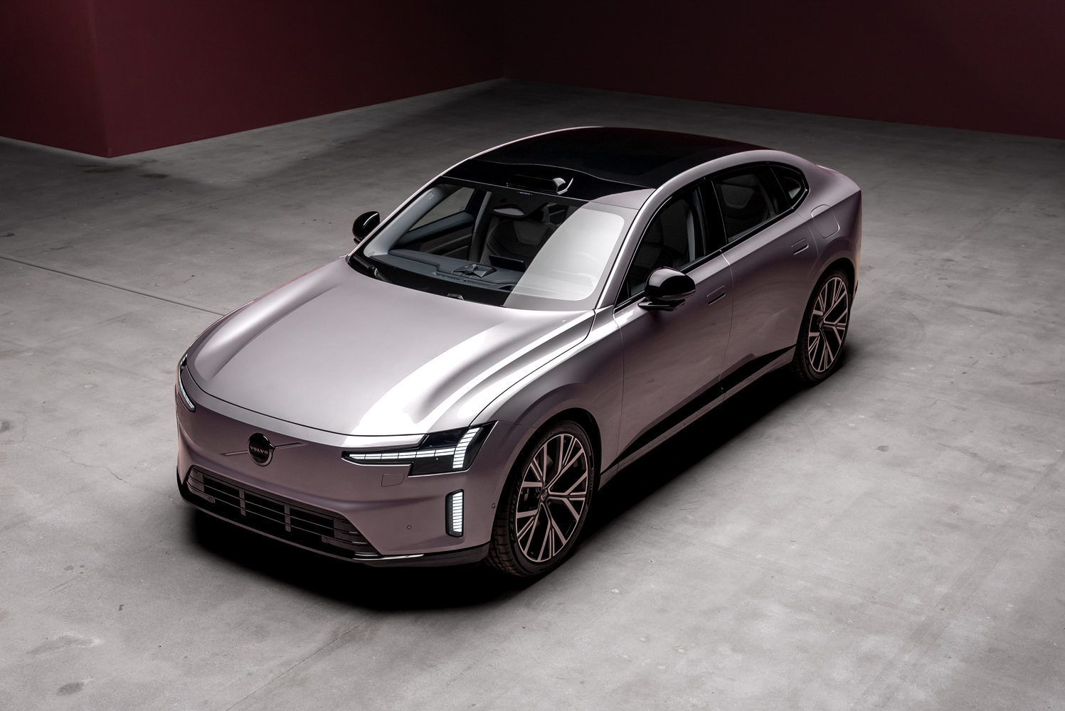 Volvo ES90 drive 2025 static front