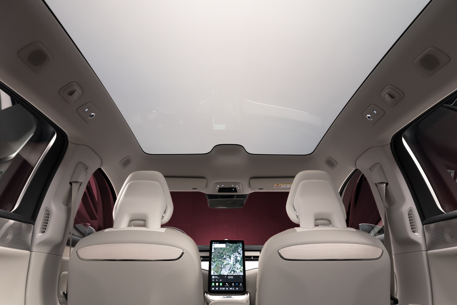 Volvo ES90 drive 2025 sunroof