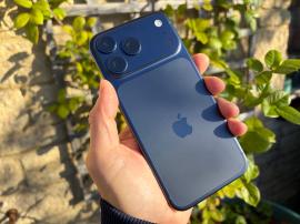 Apple iPhone 17 Pro Max review: trading thinness for brilliance