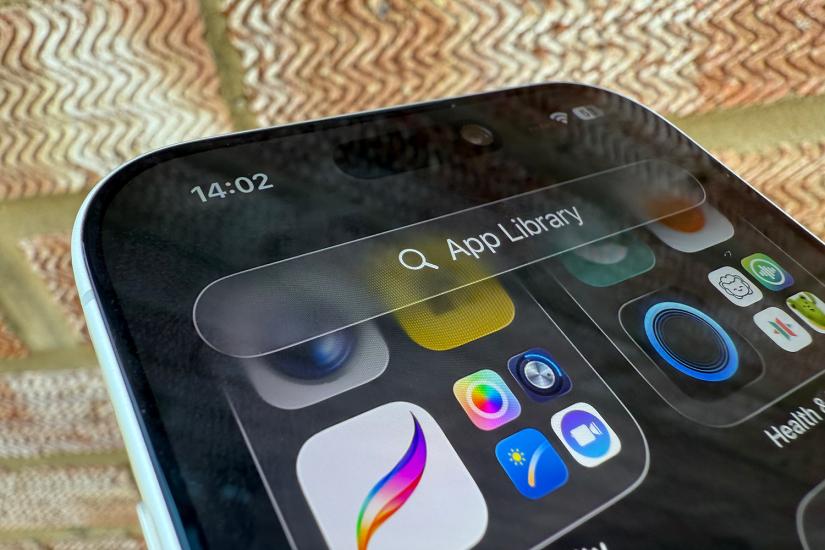 Apple may have cracked under display Face ID for the iPhone 18