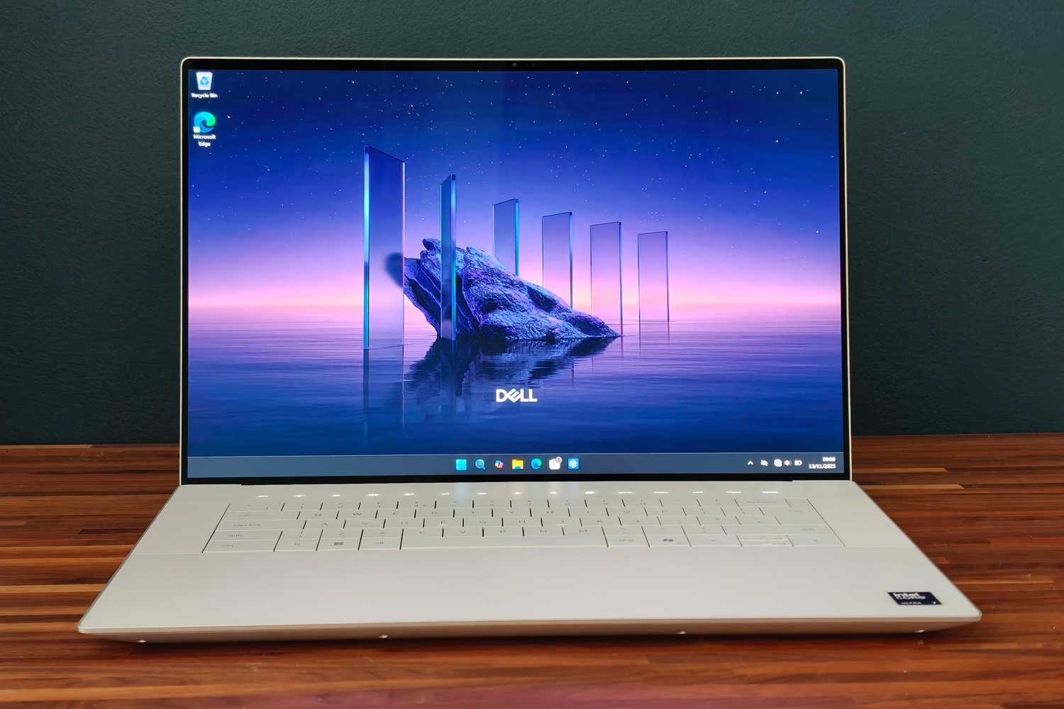 Dell 16 Premium review desktop