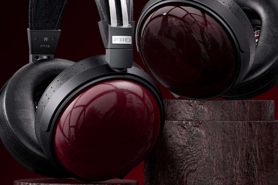 FiiO overear headphones FT13