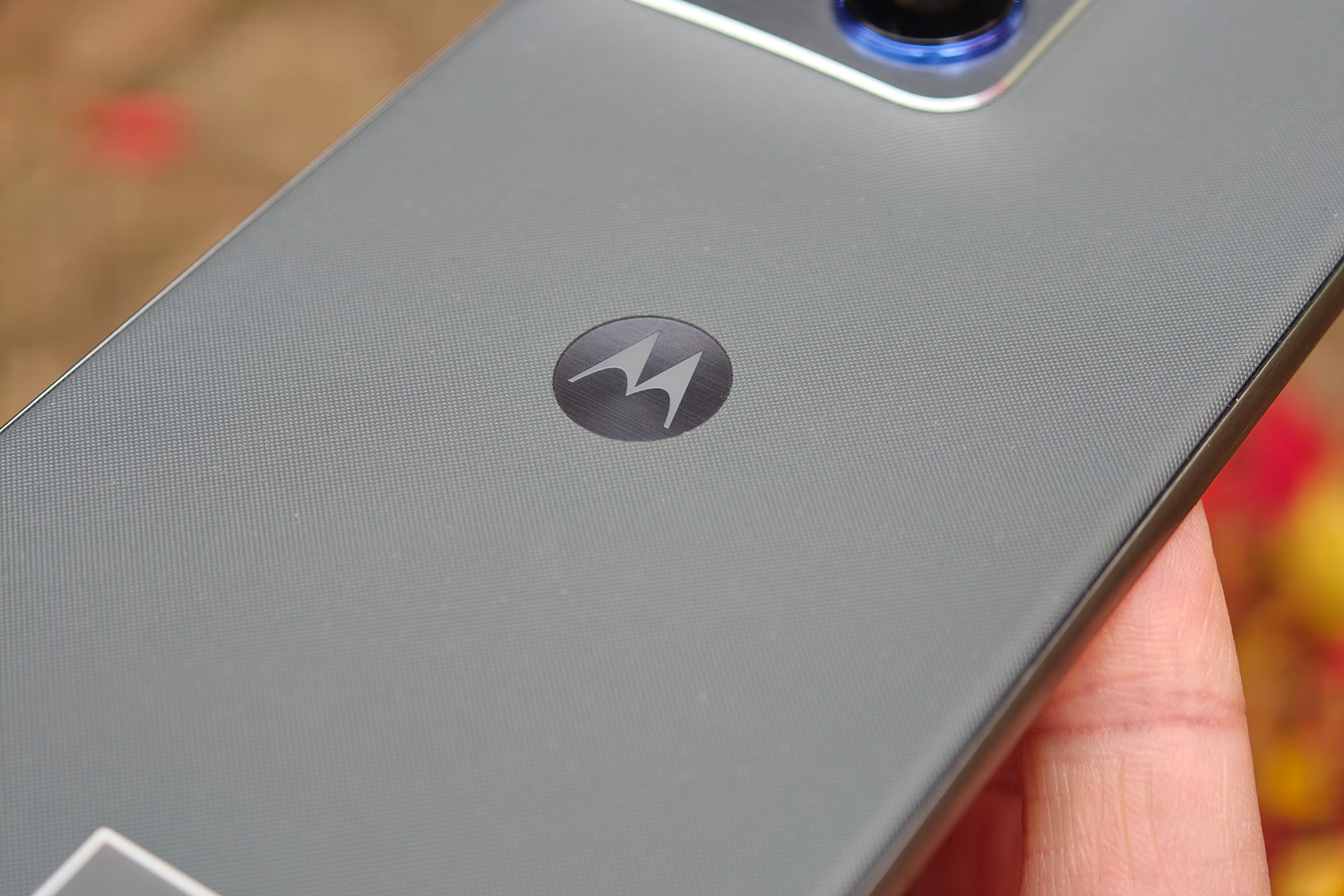 Motorola Edge 70 review texture