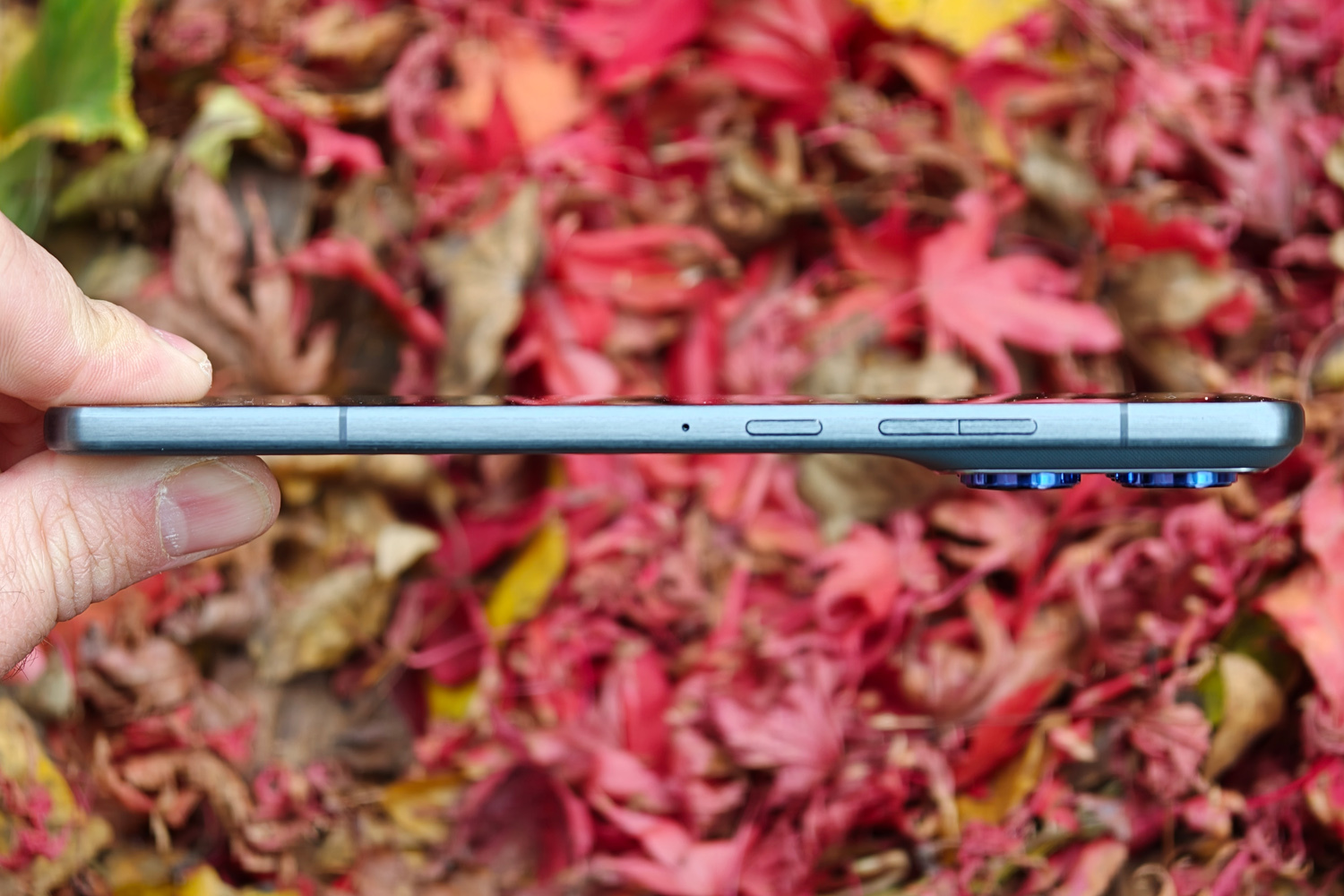 Motorola Edge 70 review thin