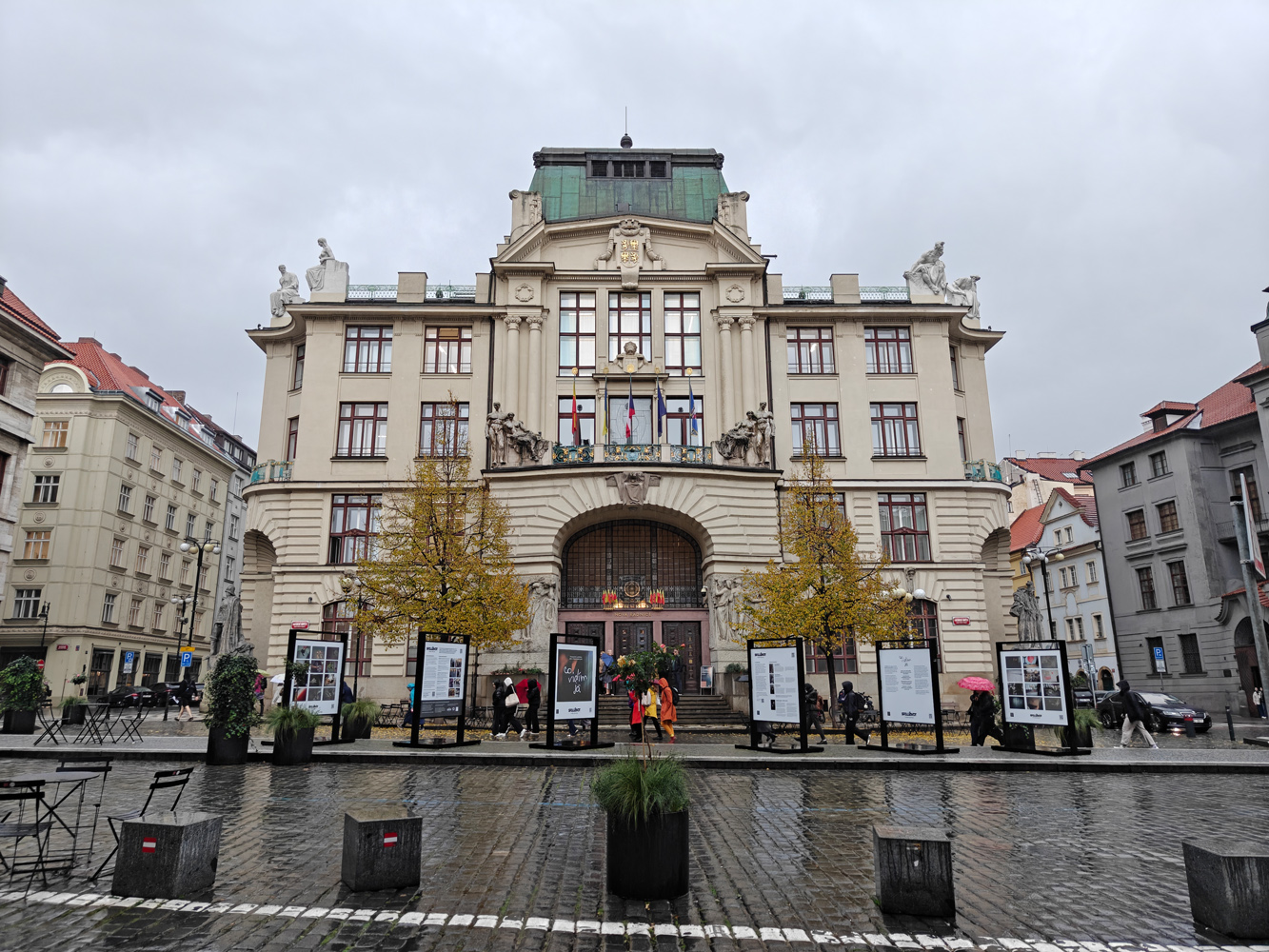 OnePlus 15 camera samples building ultrawide