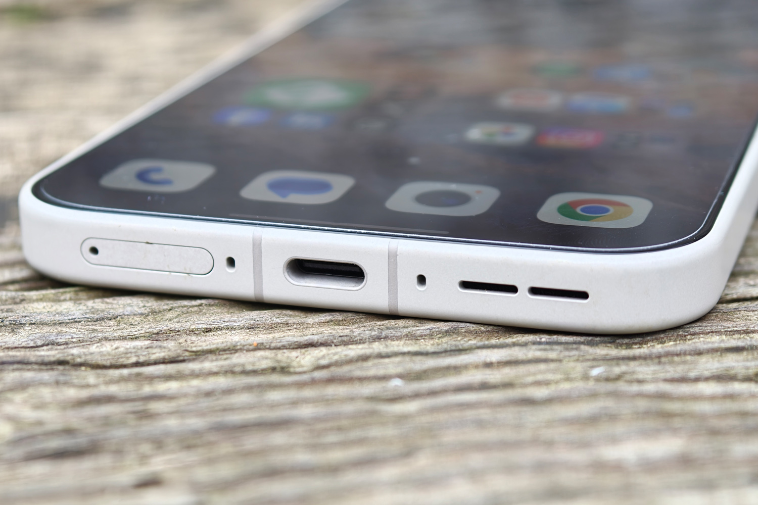 OnePlus 15 review USB