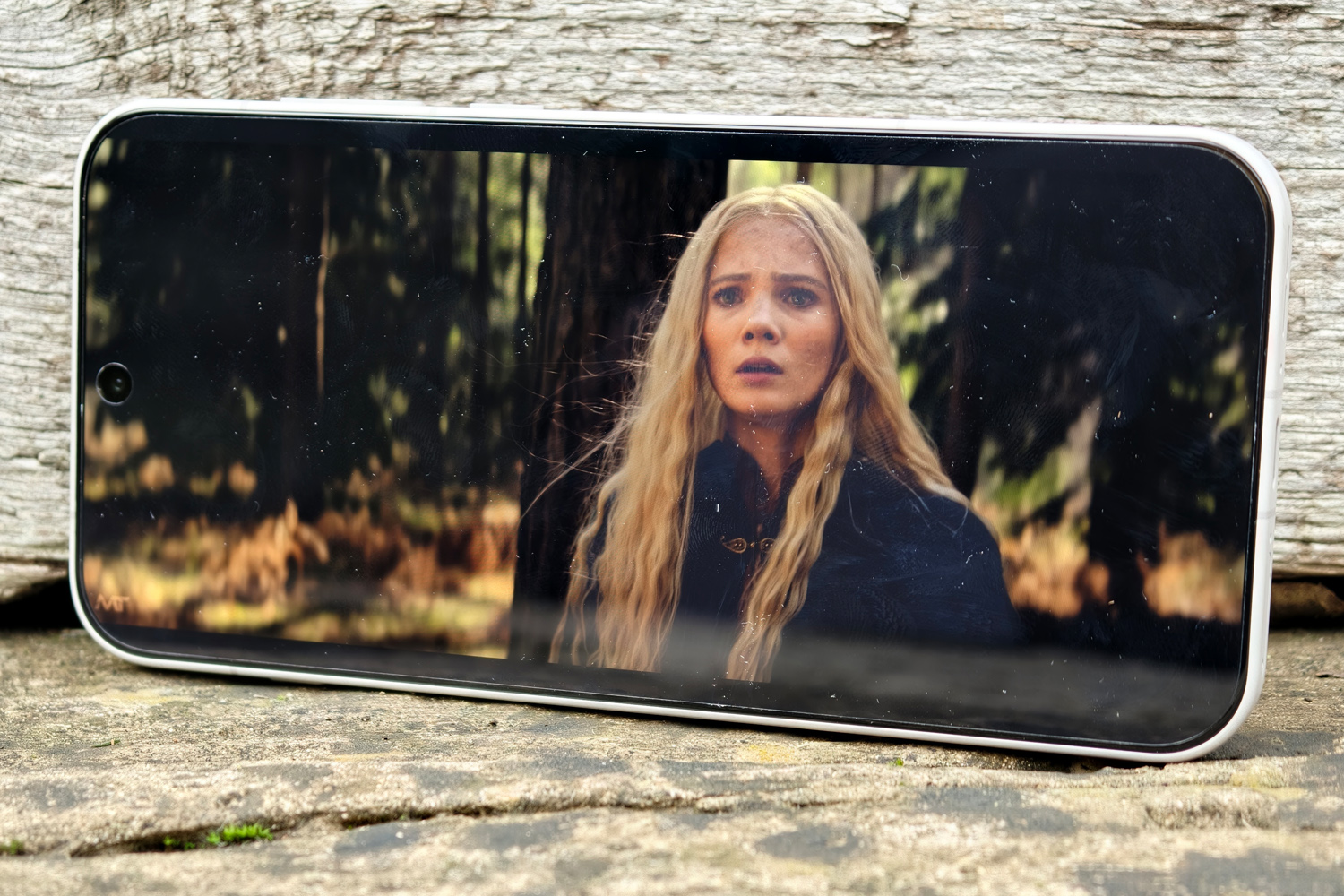 OnePlus 15 review display 1