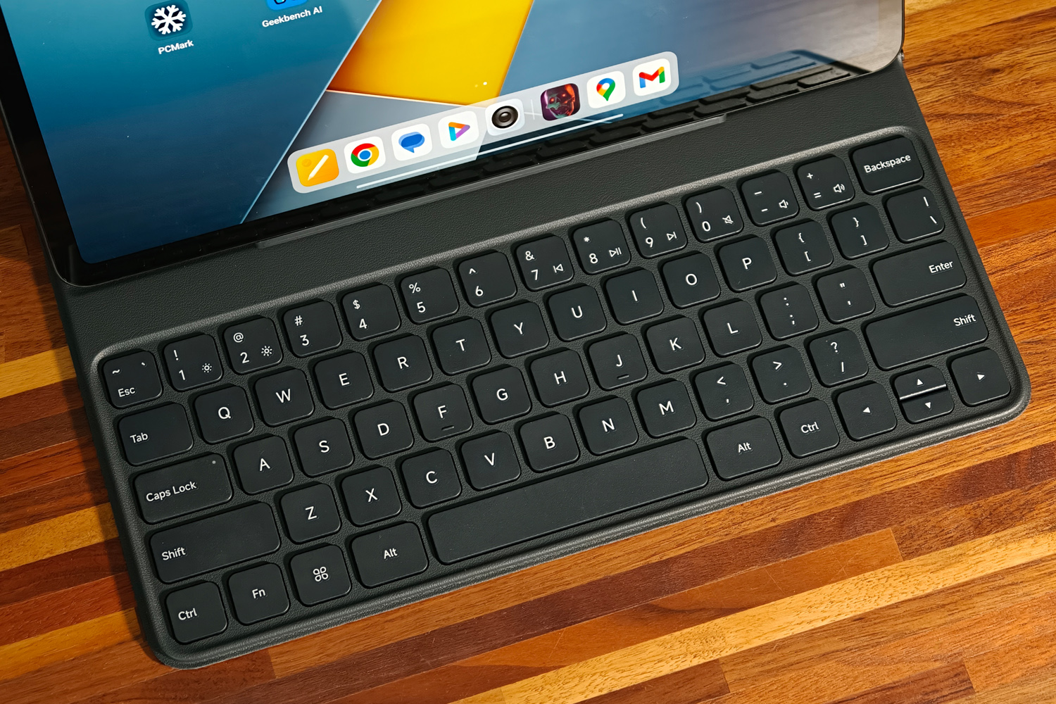 Poco Pad M1 review keyboard