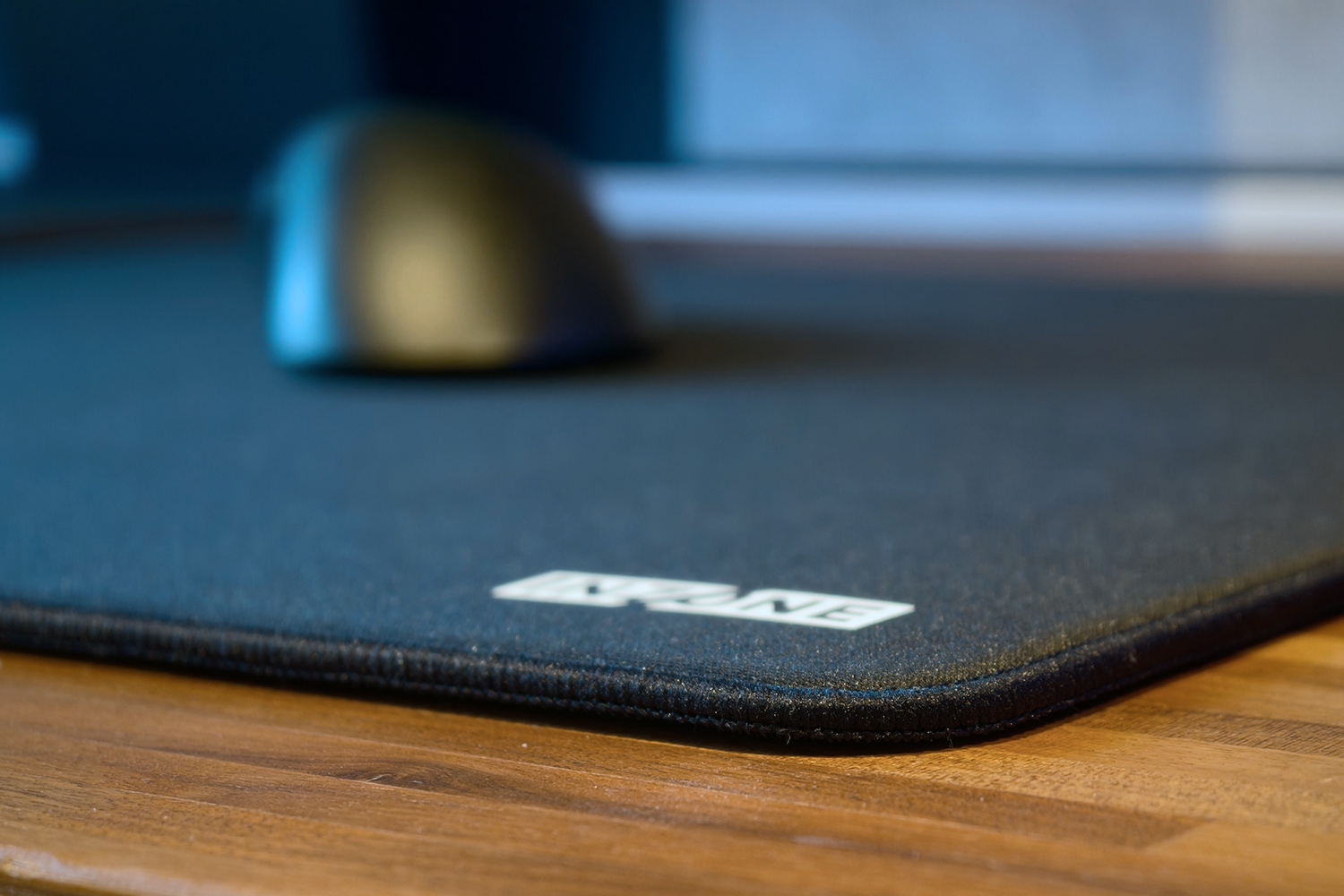 Sony InZone Mat-F review edge