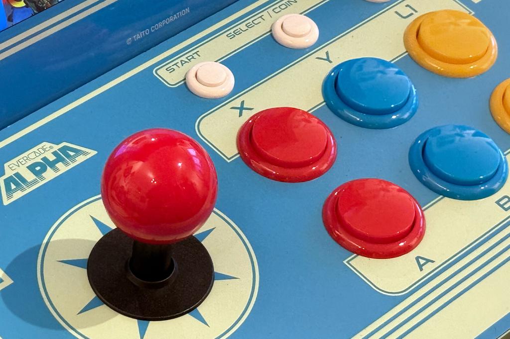 Evercade Alpha controls