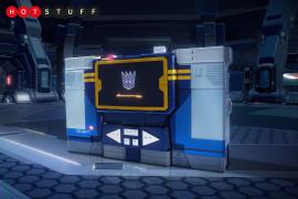 Robosen Flagship Soundwave G1 is the Transformer toy of every ’80s kid’s dreams