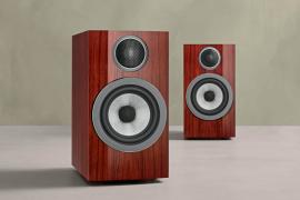 Bowers & Wilkins 707 S3 Prestige Edition is a seriously plush bookshelf speaker