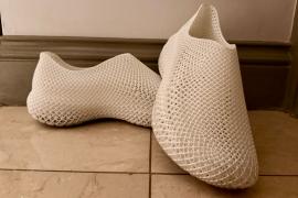These 3D-printed shoes are made for me, but strangers asked to try them on