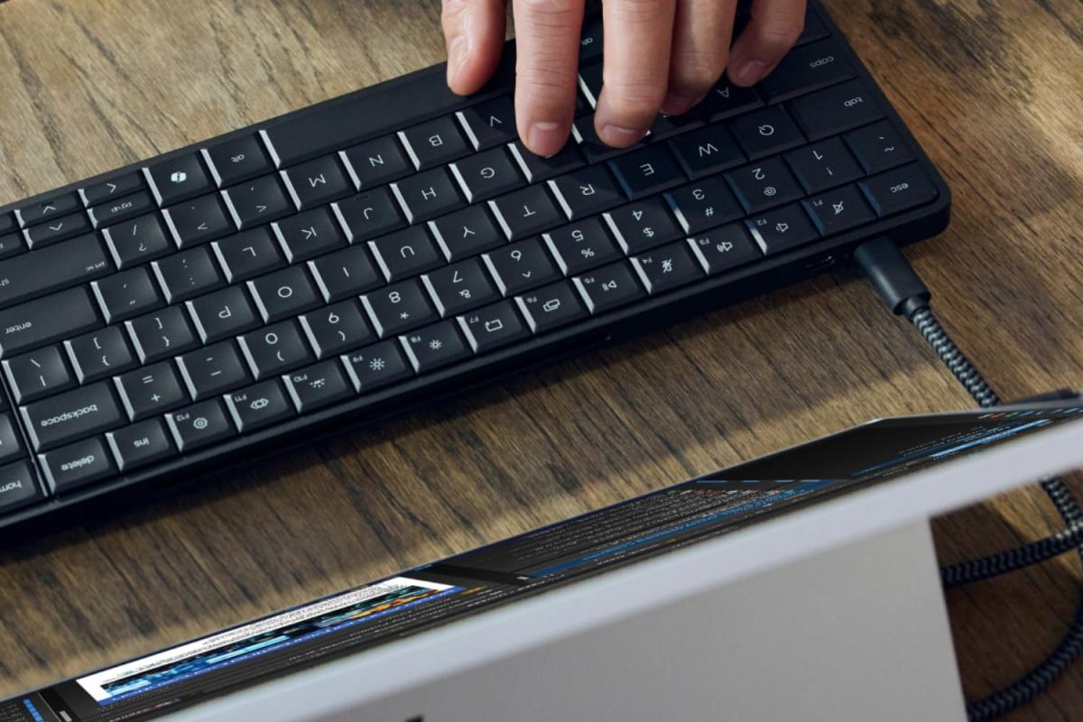 HP Eliteboard G1a is a compact PC with a twist – it's built into the ...