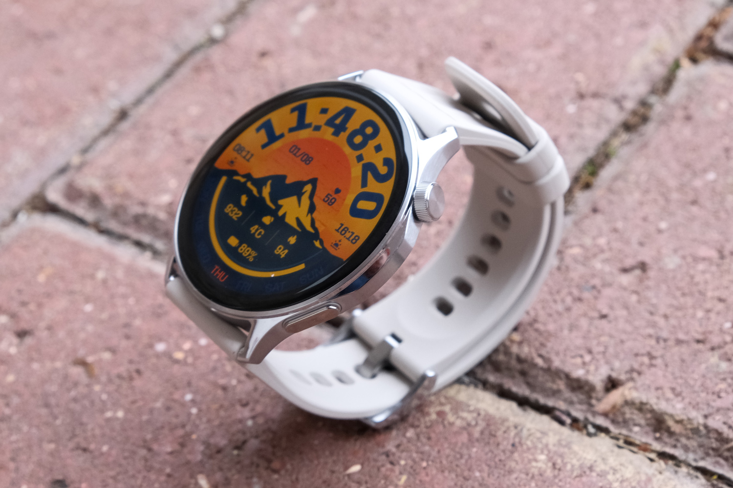 OnePlus Watch Lite review: I’m a fan of this fitness-friendly wearable’s simpler approach