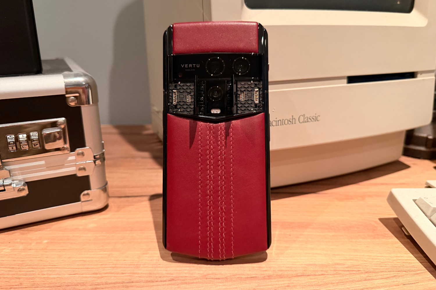 What it’s like to live with a $5000 concierge smartphone for a month