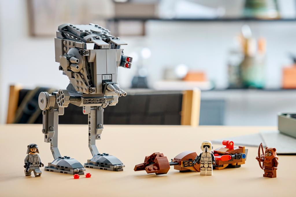 Lego Smart Play AT-ST Attack on Endor