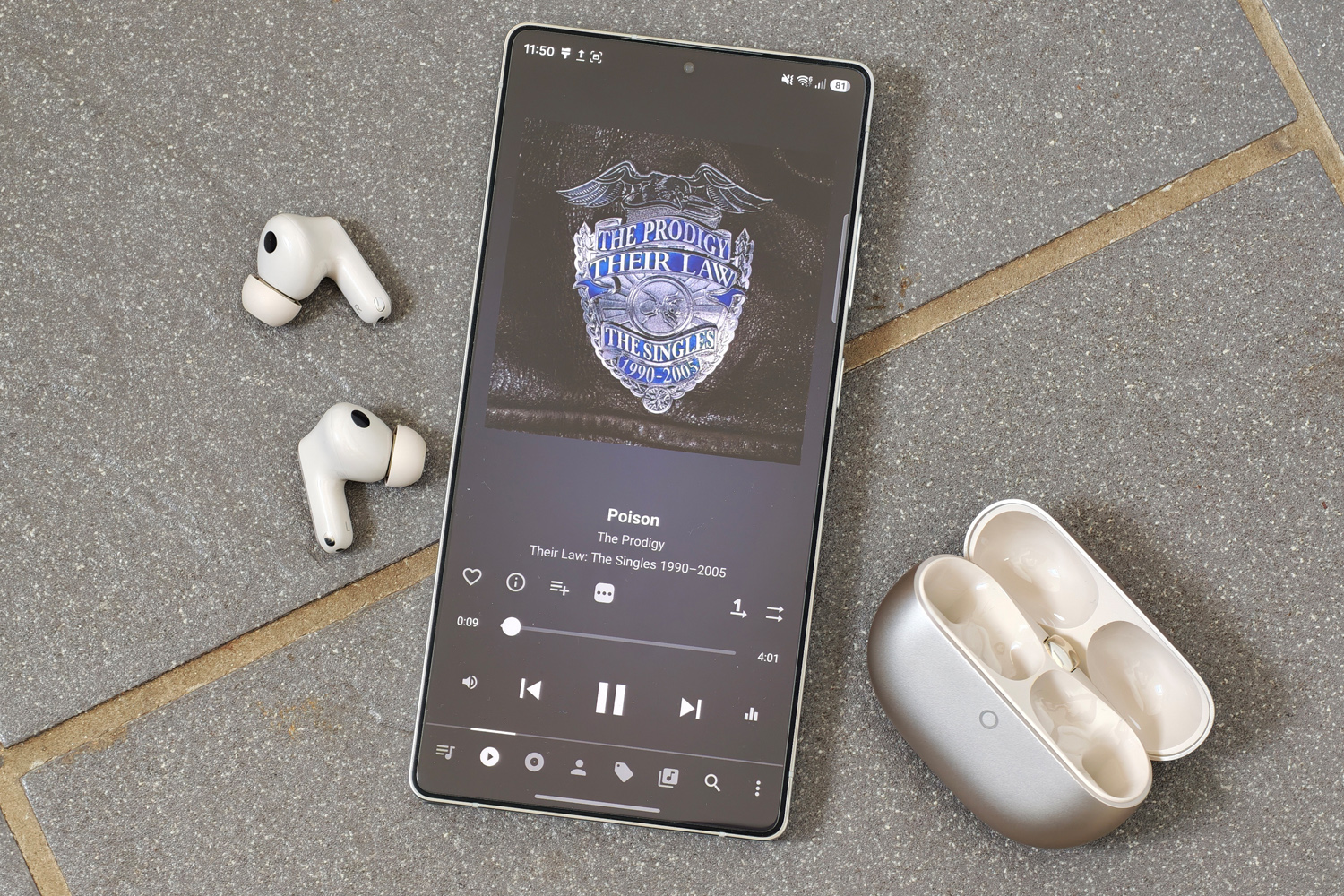 Huawei Freebuds Pro 5 review listening